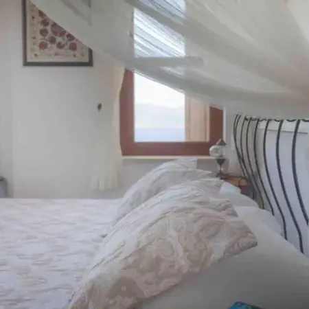 Vila Villam Mavi Kaş